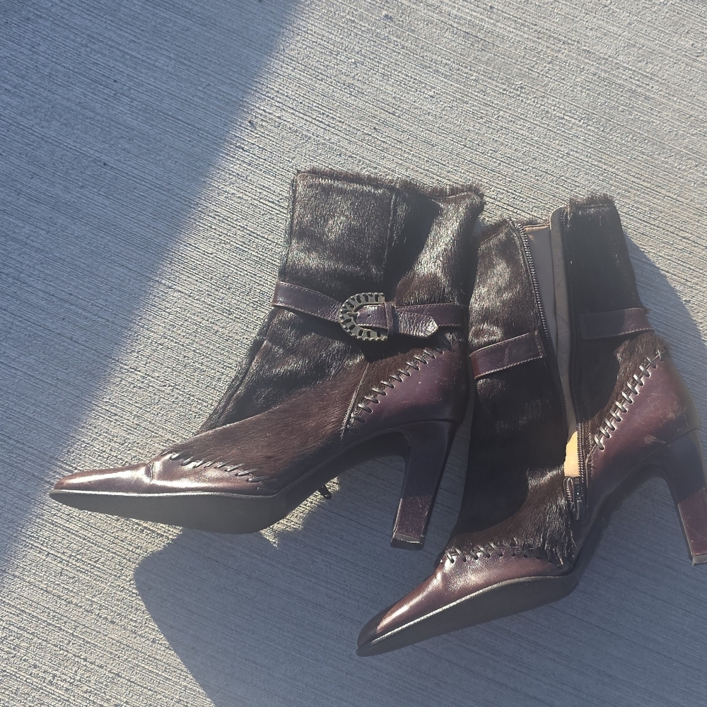 Vintage 90's Dark Brown Pony Hair Heeled Boots with Pointed Toe